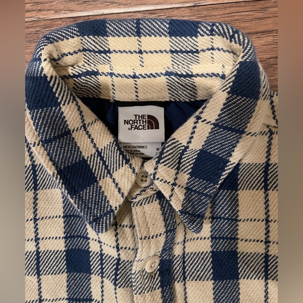 The North Face Men’s Flannel Twill Longsleeve Shirt. Medium Gently Worn - Picture 5 of 8